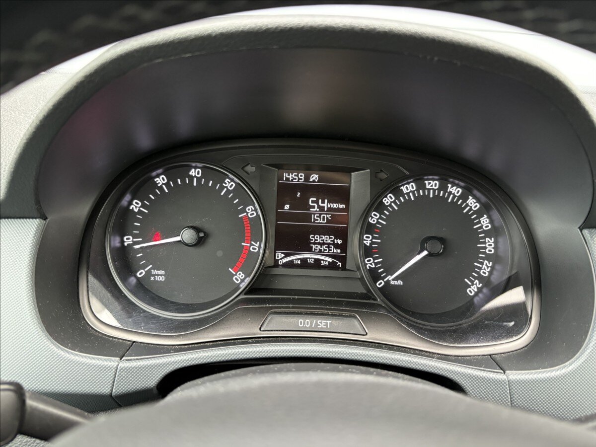 Škoda Fabia Hatchback 999,0 44 kw