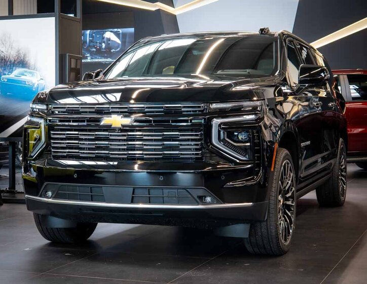 Chevrolet Suburban SUV / Terénní 6,2 l 313 kw