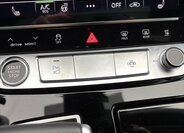 Audi Q8 SUV / Terénní 3,0 l 210 kw