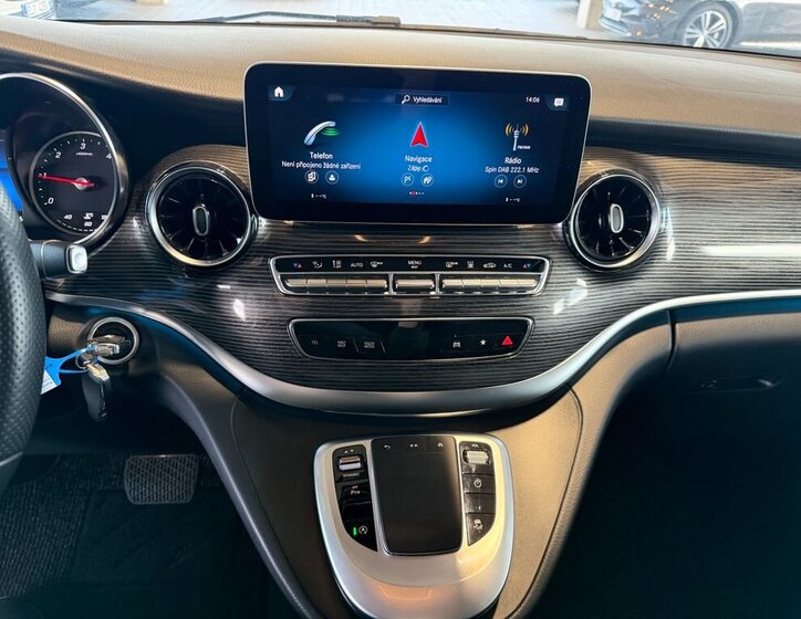 Mercedes-Benz Třídy V 14