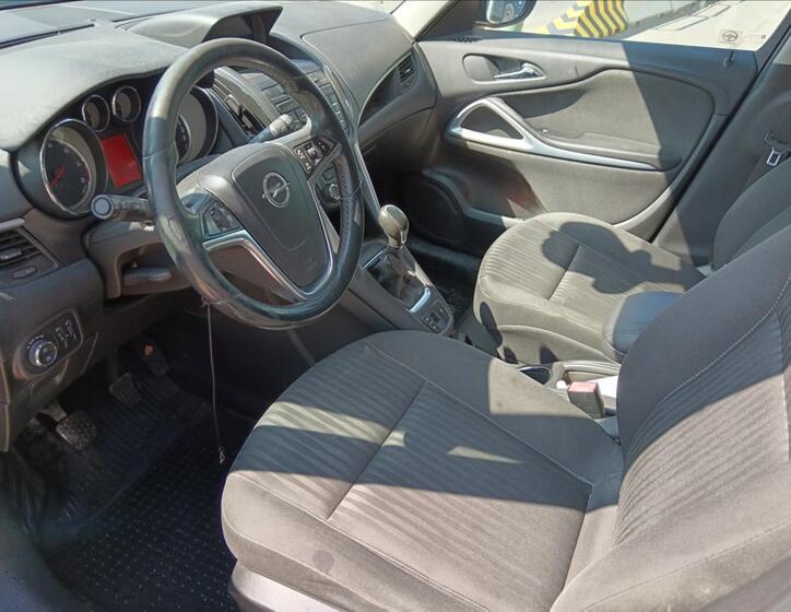 Opel Zafira 18