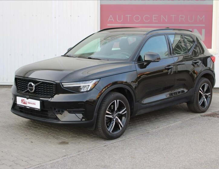 Volvo XC40 Kombi 2,0 l 145 kw