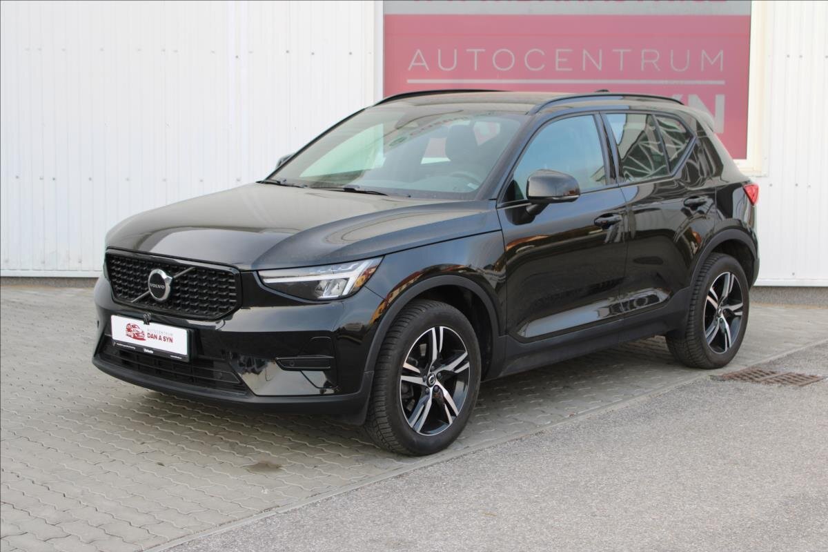 Volvo XC40 Kombi 2,0 l 145 kw