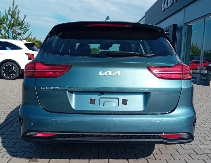 KIA Ceed 5