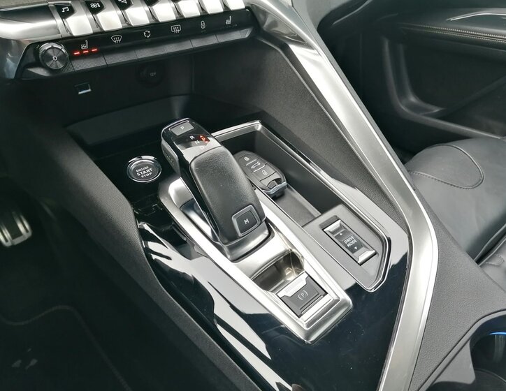 Peugeot 5008 13