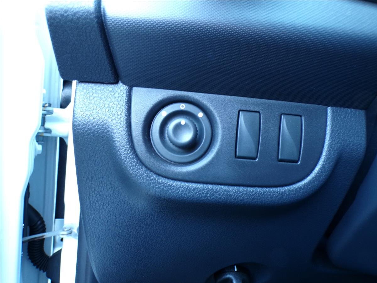 Dacia Sandero Hatchback 1,1 l 54 kw