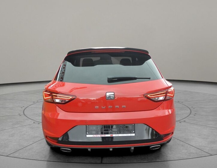 Seat Leon Hatchback 2,0 l 206 kw