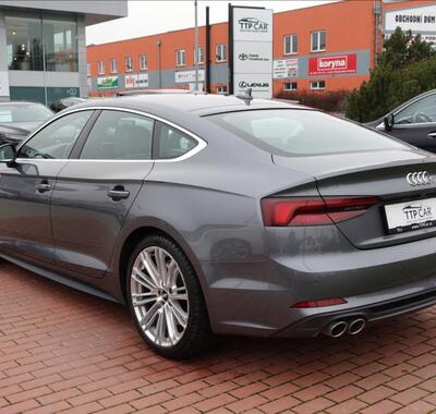 Audi A5 6