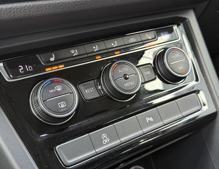 Volkswagen Touran 27