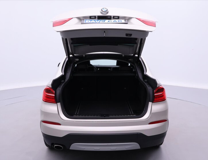 BMW X4 SUV / Terénní 2,0 l 140 kw