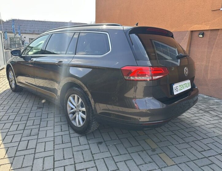 Volkswagen Passat Kombi 2,0 l 110 kw
