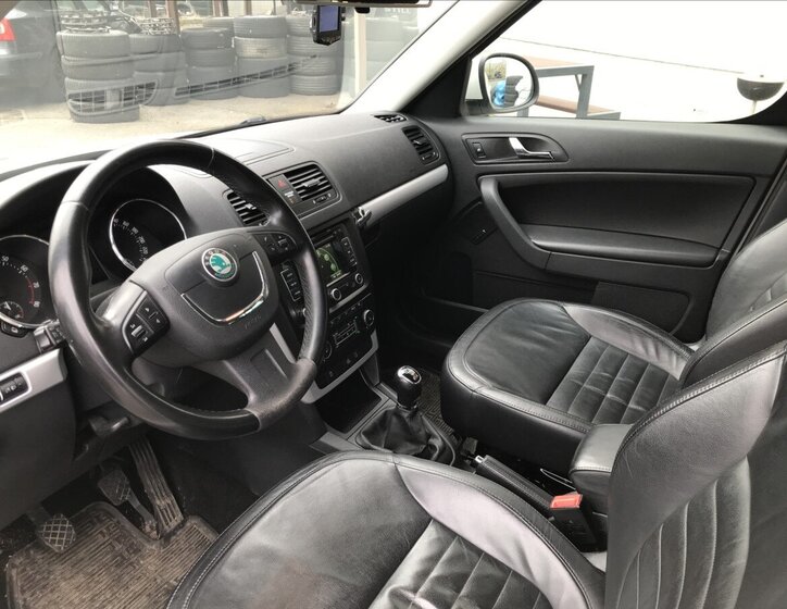 Škoda Yeti SUV / Terénní 1,8 l 118 kw