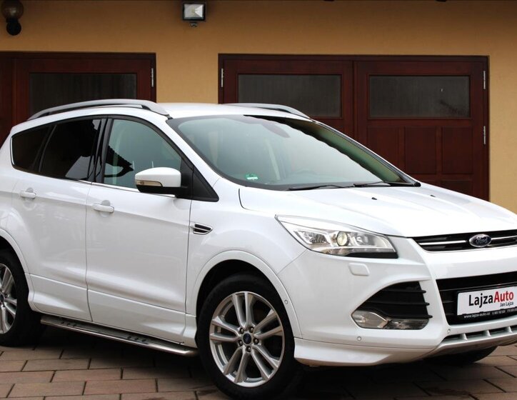 Ford Kuga SUV 1,5 l 110 kw