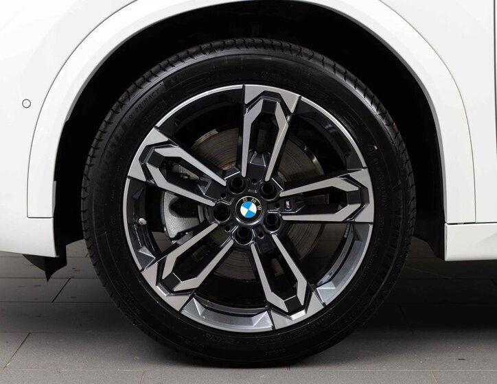 BMW X2 SUV / Terénní 1,5 l 125 kw