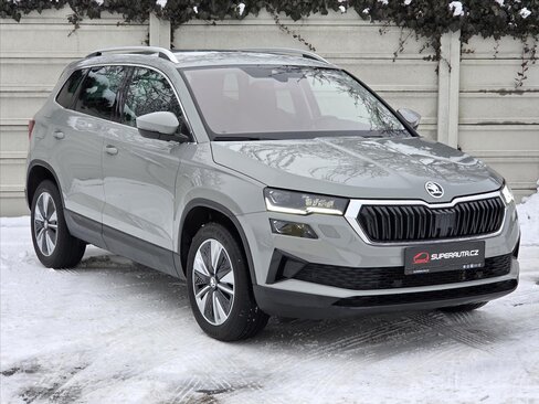 Škoda Karoq SUV 1,5 l 110 kw