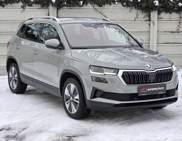 Škoda Karoq SUV 1,5 l 110 kw