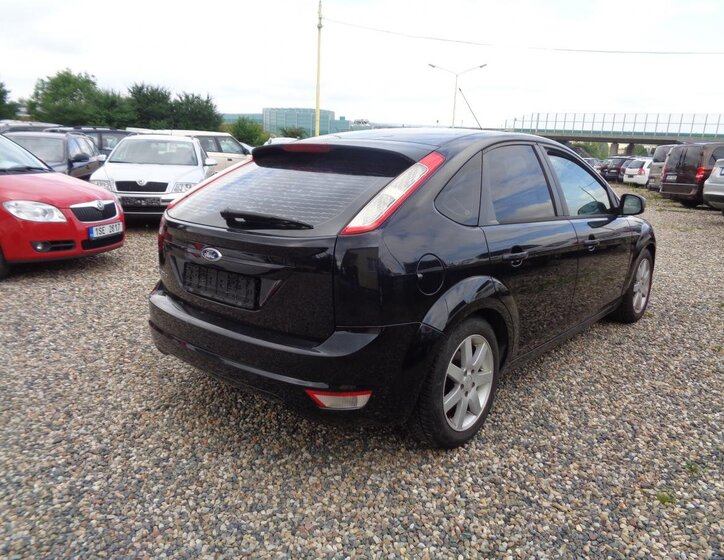 Ford Focus Hatchback 1,6 l 74 kw