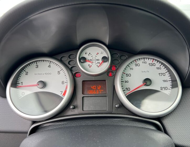 Peugeot 207 Kombi 1,4 l 70 kw