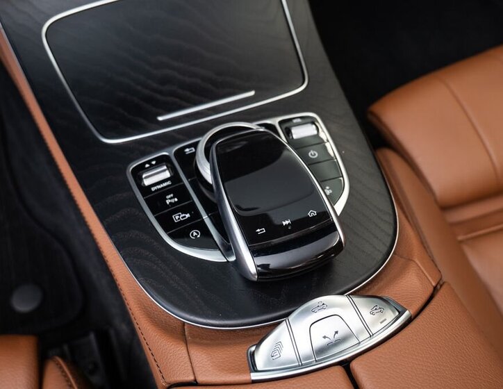 Mercedes-Benz Třídy E 13