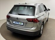 Volkswagen Tiguan 4