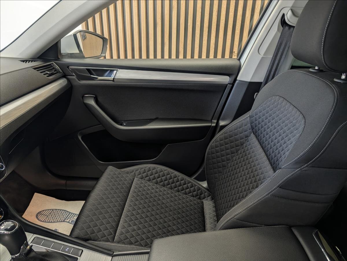 Škoda Superb Kombi 2,0 l 110 kw