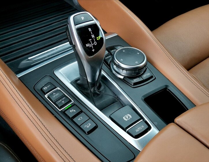 BMW X6 SUV / Terénní 3,0 l 190 kw