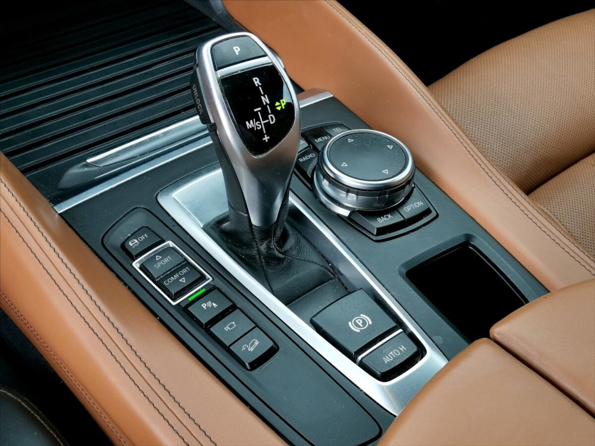 BMW X6 SUV / Terénní 3,0 l 190 kw