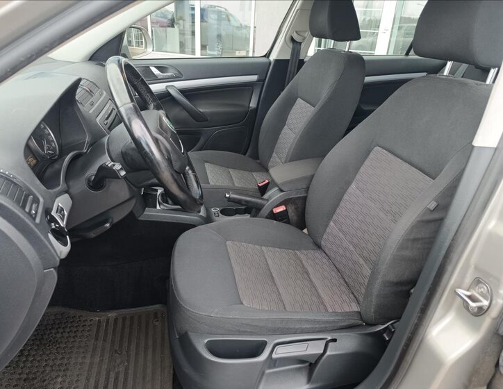 Škoda Octavia Liftback 2,0 l 81 kw