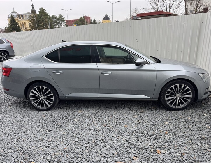 Škoda Superb 15