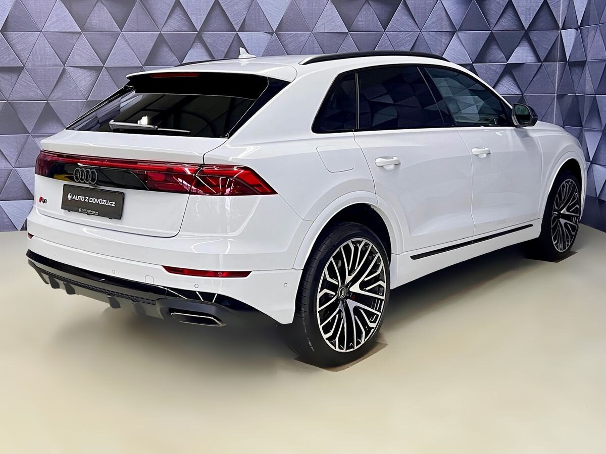 Audi Q8 SUV 3,0 l 290 kw