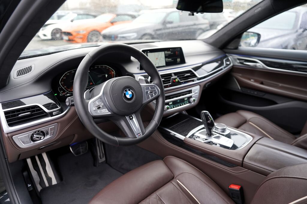 BMW Řada 7 Sedan 3,0 l 250 kw