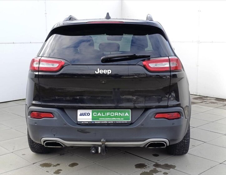 Jeep Cherokee SUV 3,2 l 200 kw