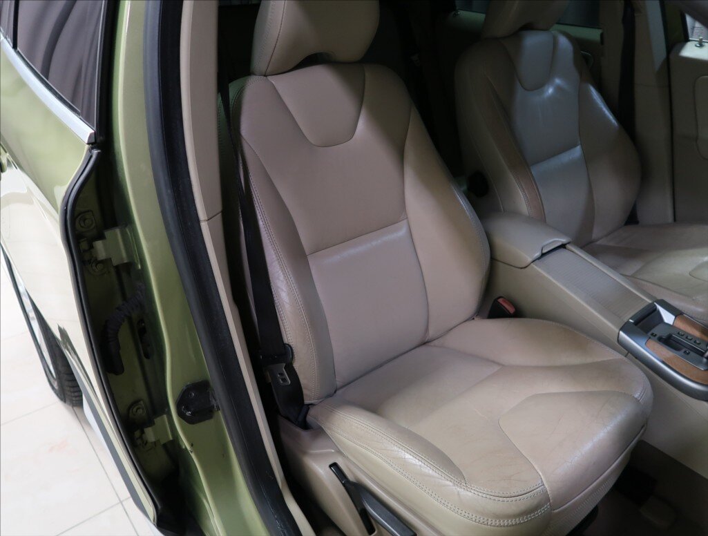 Volvo XC60 SUV / Terénní 2,4 l 120 kw