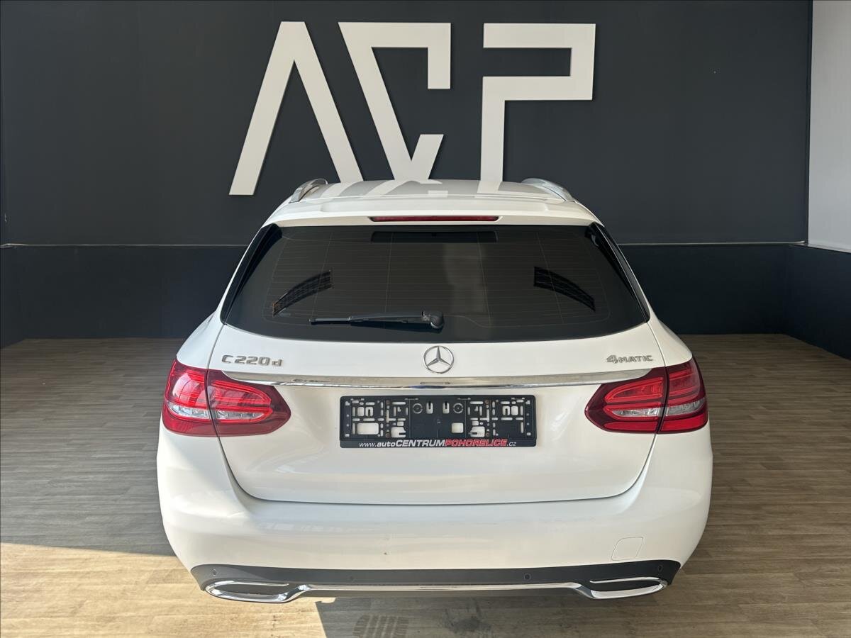 Mercedes-Benz Třídy C Kombi 2,1 l 125 kw
