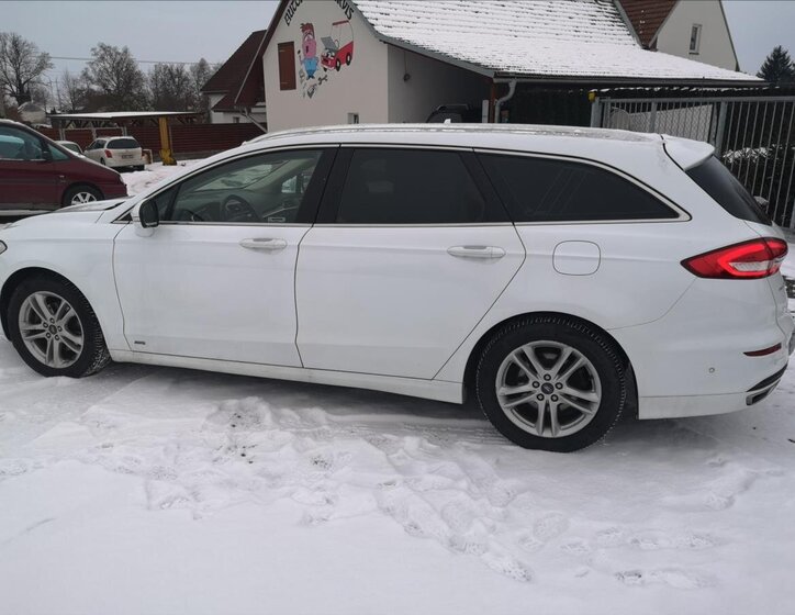 Ford Mondeo Kombi 2,0 l 132 kw