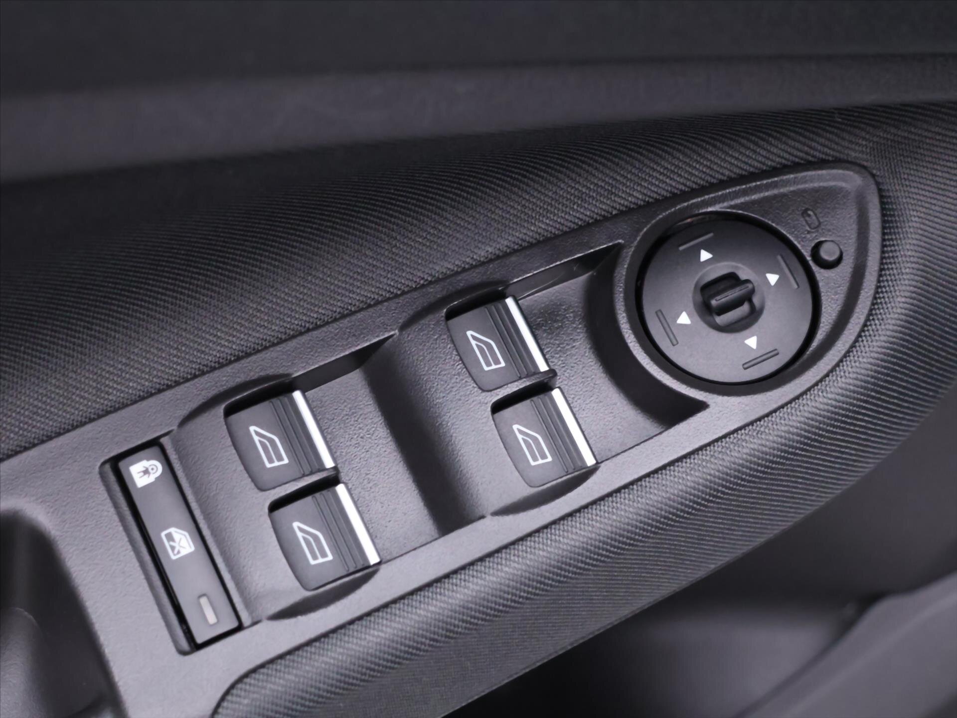 Ford Grand C-MAX Kombi 999,0 92 kw