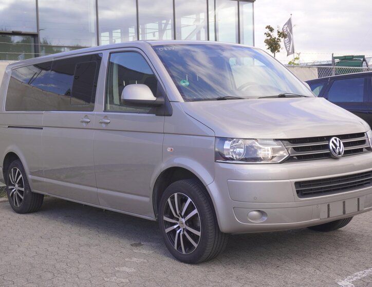 Volkswagen Caravelle 3