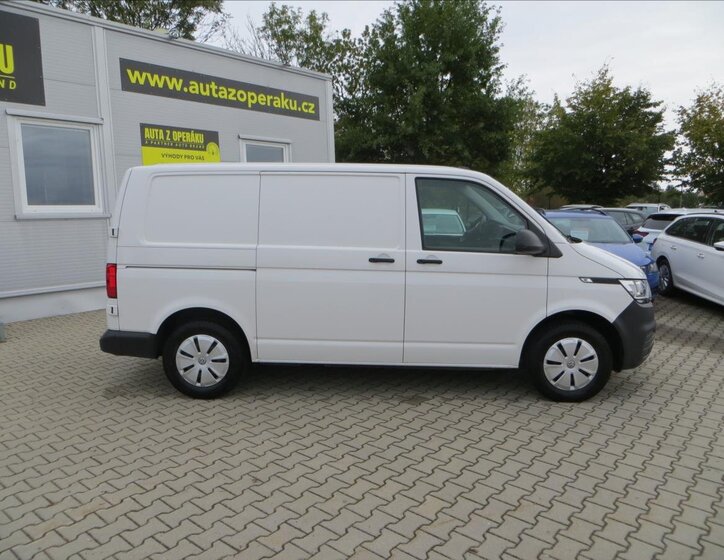 Volkswagen Transporter Skříň 2,0 l 66 kw