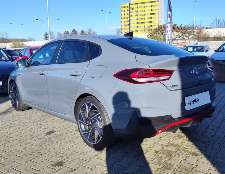 Hyundai i30 Liftback 1,5 l 117 kw