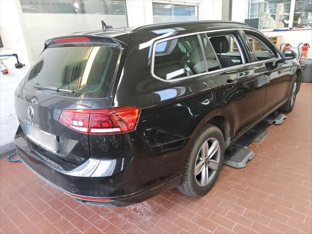 Volkswagen Passat Kombi 2,0 l 110 kw