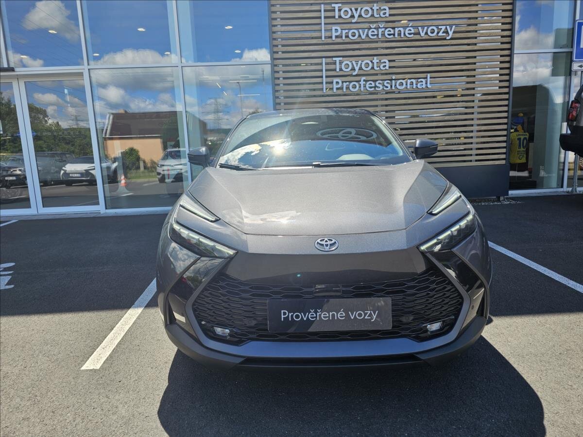 Toyota C-HR Hatchback 1,8 l 72 kw