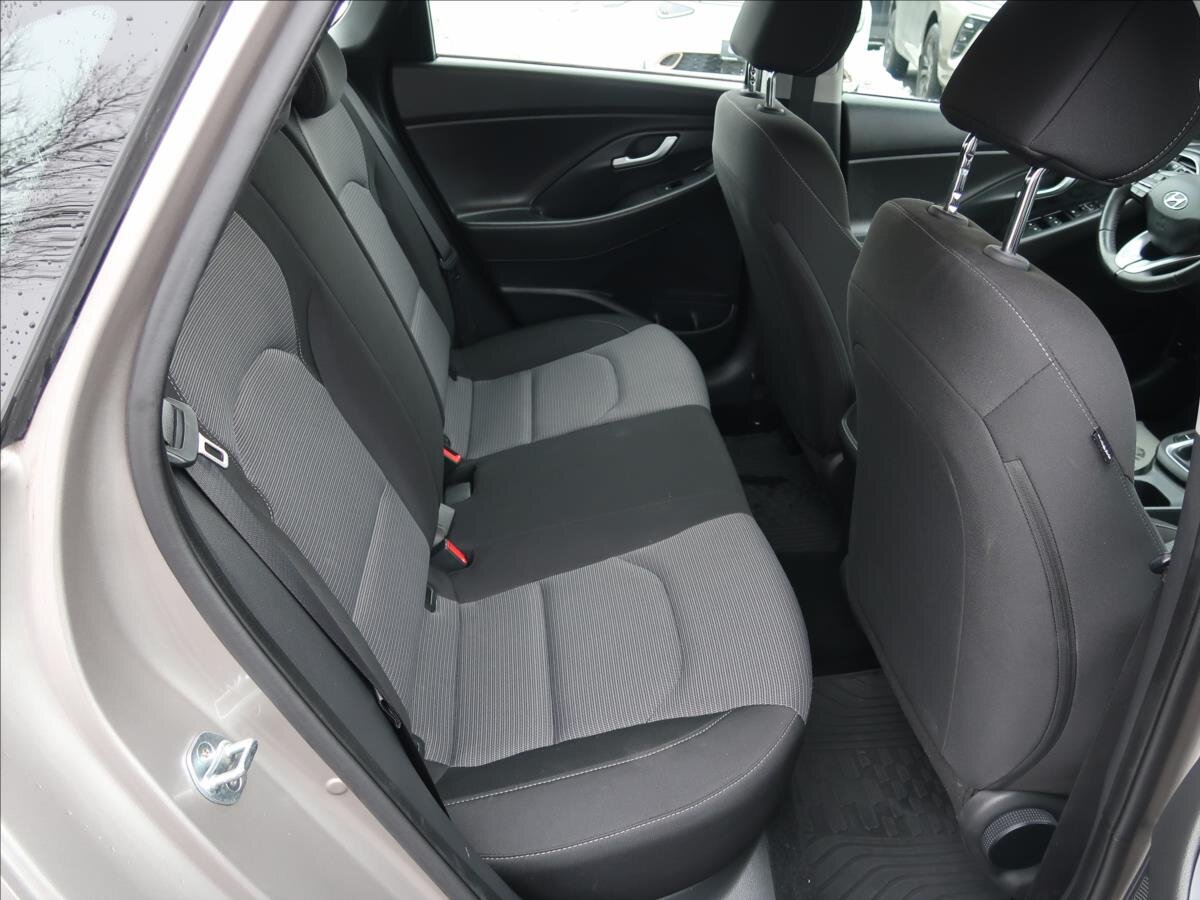 Hyundai i30 Hatchback 998,0 88 kw