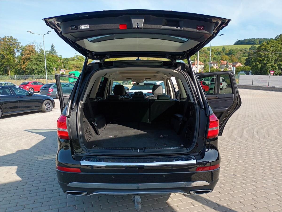 Mercedes-Benz GLS SUV / Terénní 3,0 l 190 kw