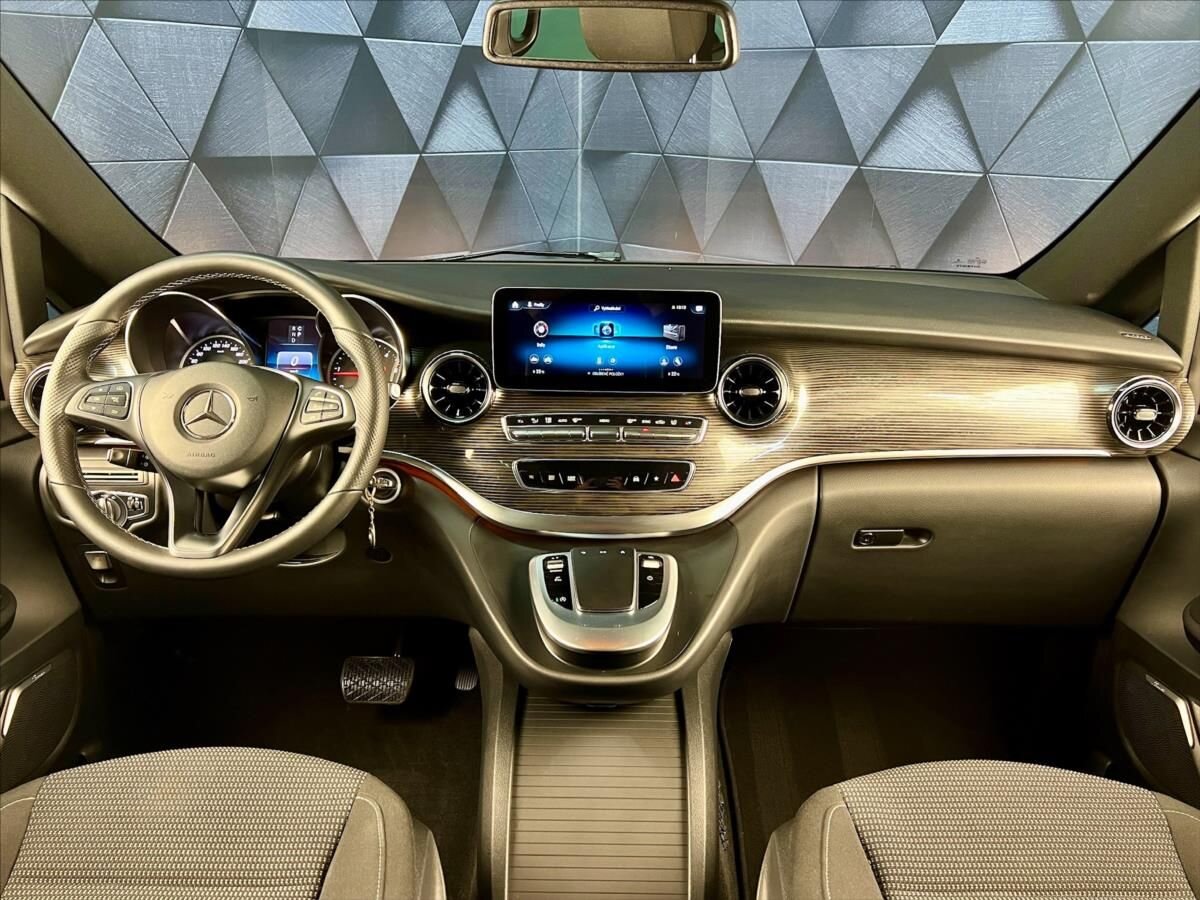 Mercedes-Benz Třídy V Kombi 2,0 l 174 kw