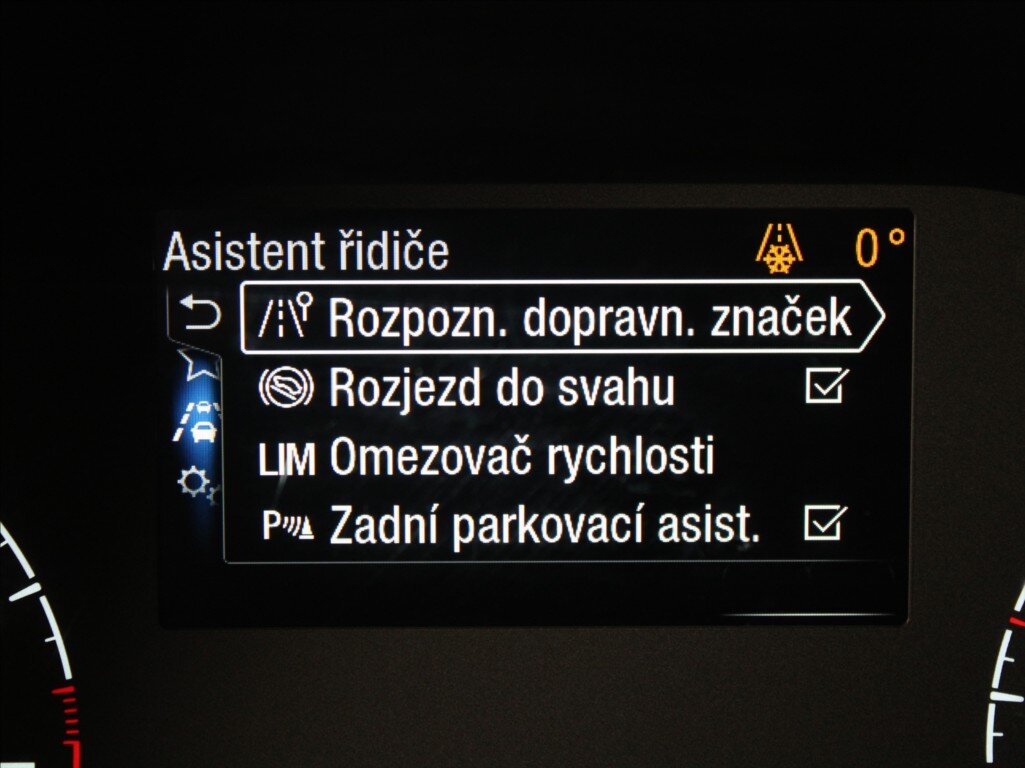 Ford Transit Connect Skříň 999,0 73 kw