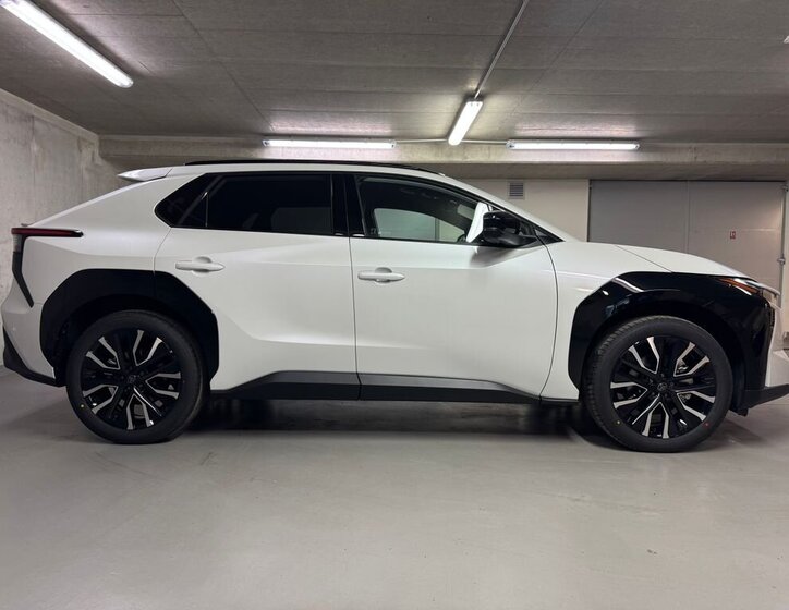 Toyota bZ4X Hatchback 0,0 252 kw