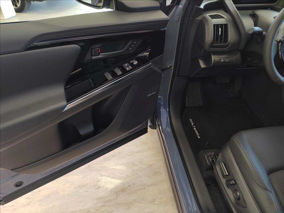Subaru Solterra SUV / Terénní 0,0 160 kw