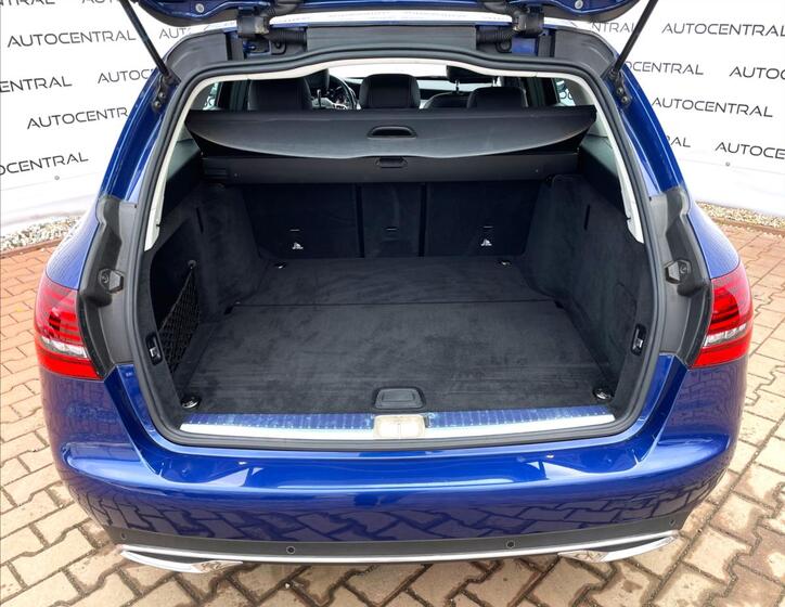 Mercedes-Benz Třídy C 11