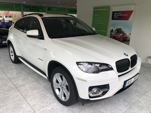BMW X6 Kombi 3,0 l 180 kw