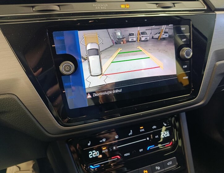 Volkswagen Touran MPV 1,5 l 110 kw